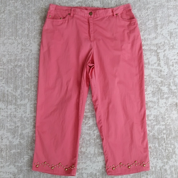 Brielle Blvd. Embellsihed Capri Pants 14p Pink Orange